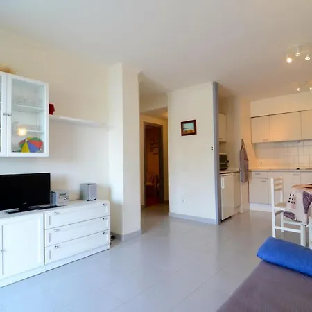 Argonavis Pb B Apartment